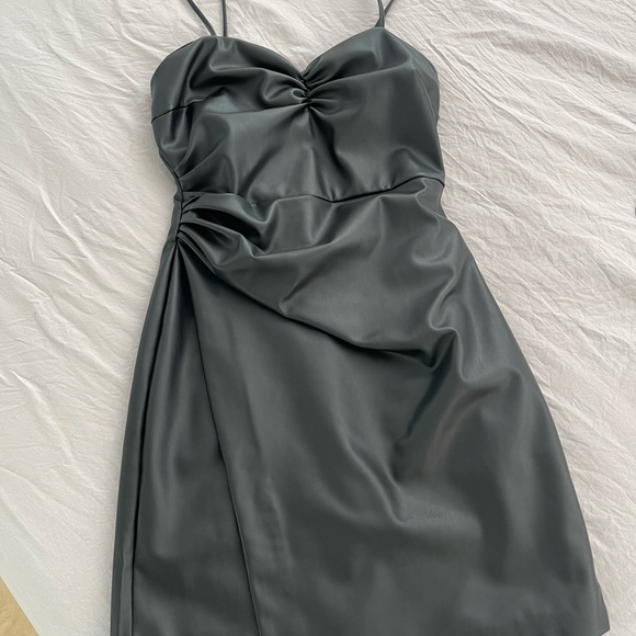 ZARA faux leather mini dress black XS brand new - Picture 5 of 8